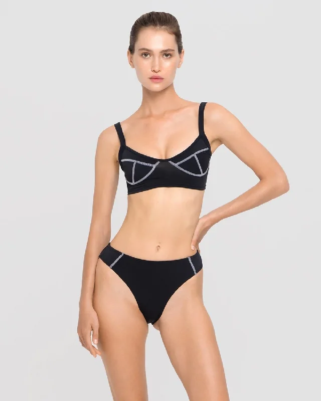 Tie - side bikini bottoms for an adjustable and stylish fitHojo Bikini Bottom