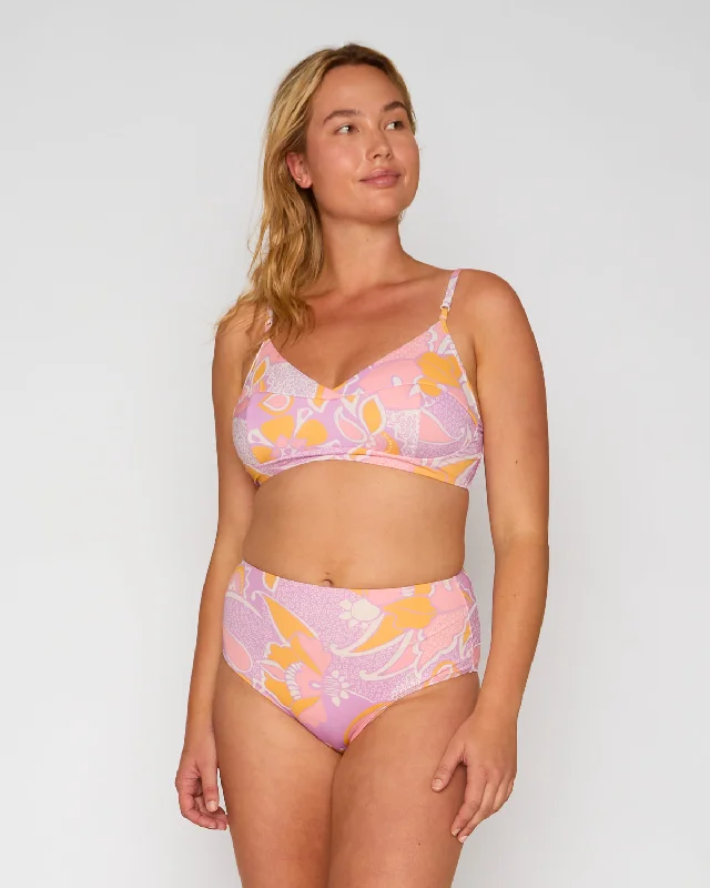 String bikini for a minimalistic and sexy beach styleSoleil Bikini Top - Aria