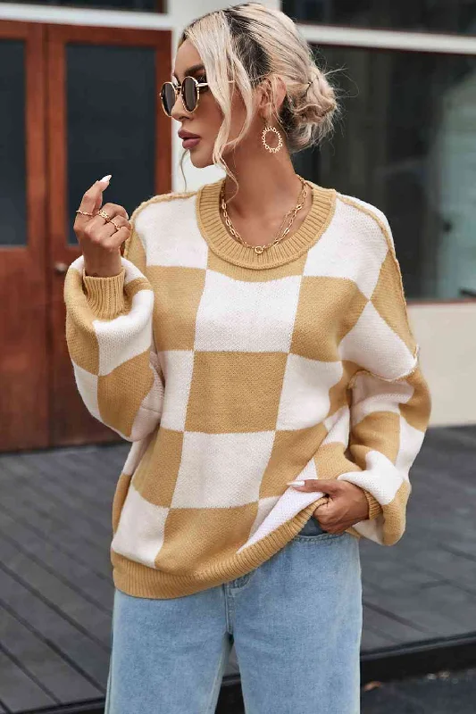 Mock - Neck Women Sweater for a Modern TwistCheckered Exposed Seam Drooped Shoulder Sweater