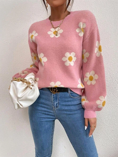 V - Neck Women Sweater to Elongate the NecklineFlower Round Neck Latern Sleeve Sweater