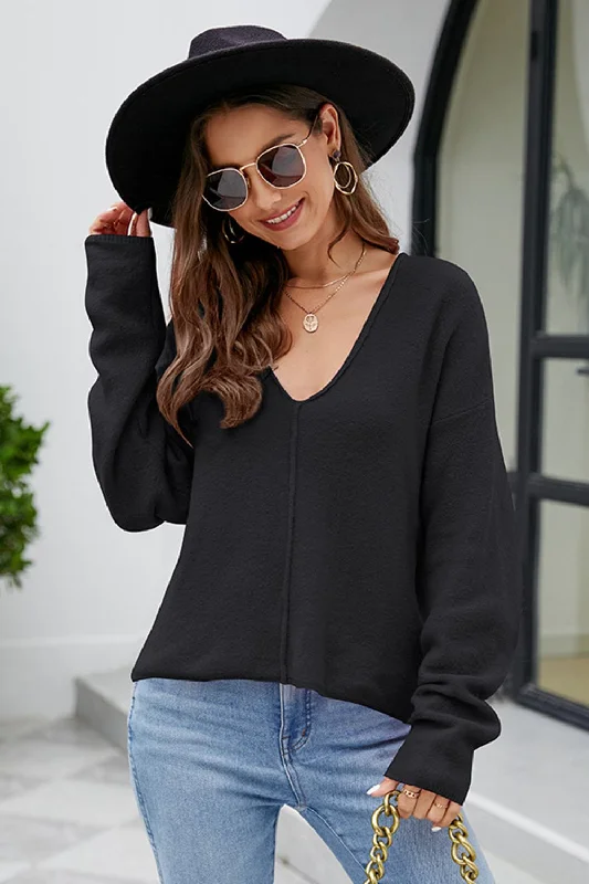 Long - Sleeve Women Sweater with Ribbed CuffsV-Neck Center Seam Sweater