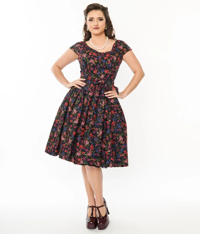 Little Black Women Dress with Sequins for a Glamorous Night OutBlack & Multicolor Floral Nova Swing Dress