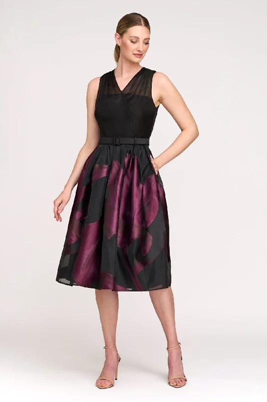 Empire Waist Women Dress to Accentuate the Bust and Conceal the WaistEllis Midi Dress