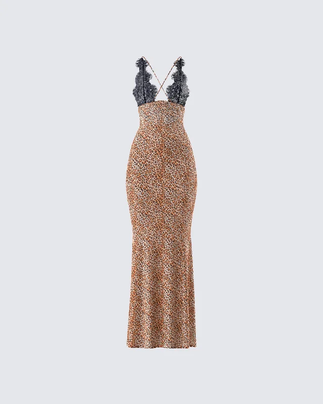 Wrap - Style Women Dress with Adjustable Fit for All Body TypesEvodie Leopard Print Maxi Dress