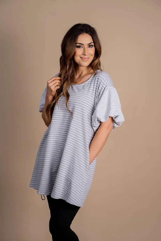 Pleated Women Dress with a Timeless and Elegant TextureMixed Stripes Puff Sleeve Tunic Dress