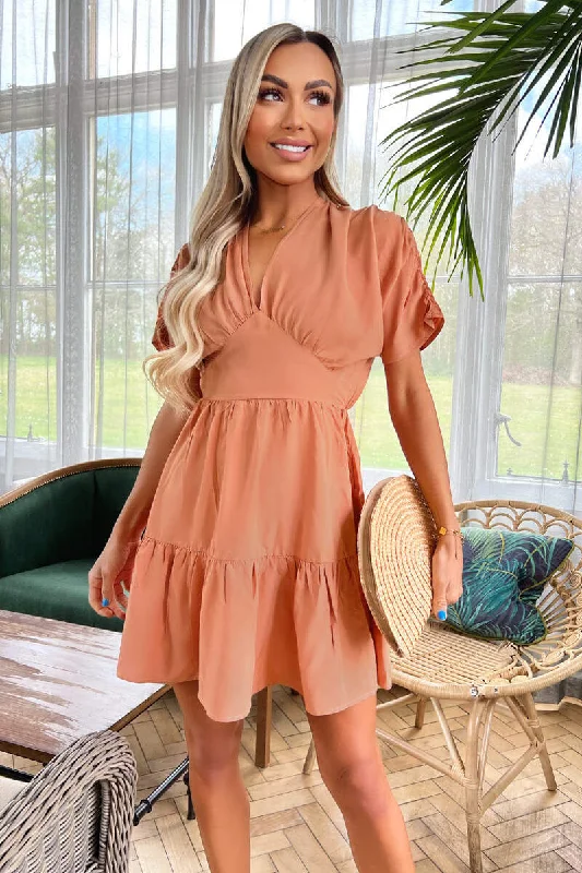 Halter Neck Women Dress to Show Off the Shoulders and NecklineTerracotta Short Sleeve Tie Back V Neck Mini Dress