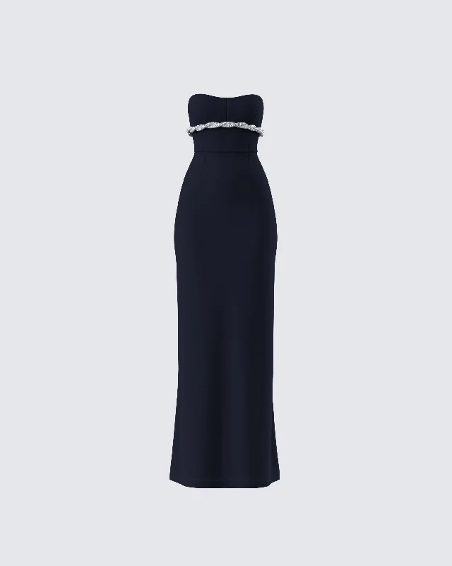 Sleeveless Women Dress in Bright Colors for Summer PartiesVia Black Crepe Embellished Gown