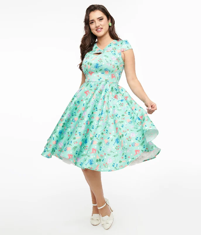 Wrap - Style Women Dress with Adjustable Fit for All Body TypesVoodoo Vixen 1950s Mint Green English Country Garden Print Fit & Flare Dress