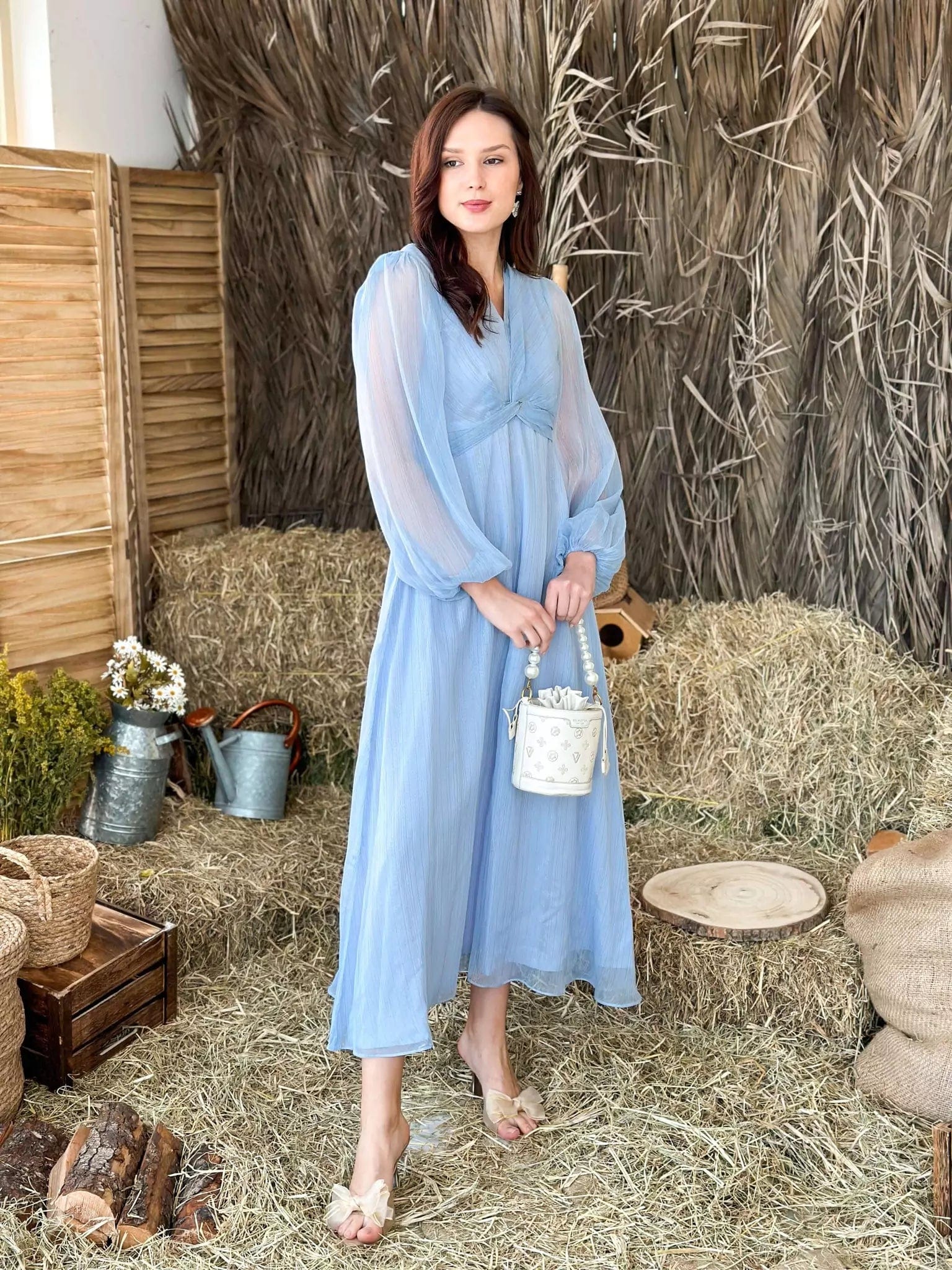 Off - the - Shoulder Women Dress for a Romantic and Feminine LookGlitter Sky Long Dress