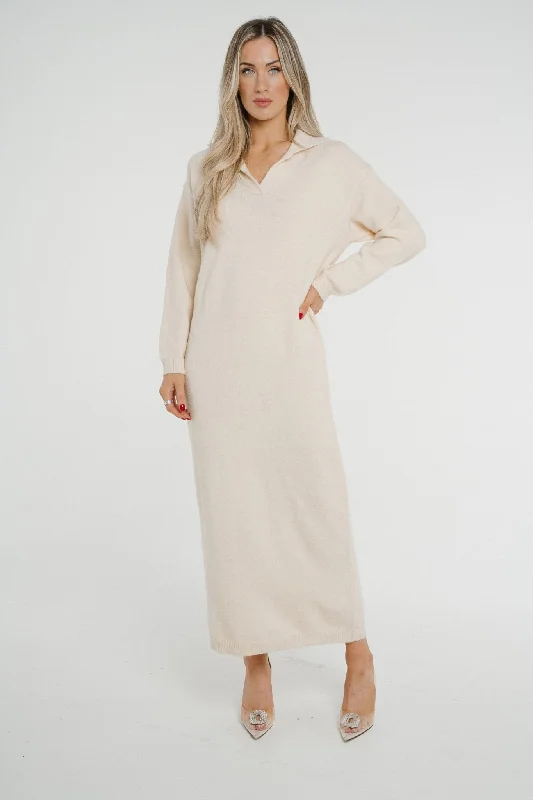 Halter Neck Women Dress to Show Off the Shoulders and NecklineIvy Knit Midi Dress In Cream