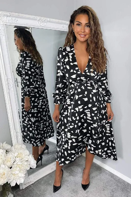 Ruffled Women Dress with Multiple Layers for a Playful and Girly StyleJolena Black and White Wrap Style Midi Dress