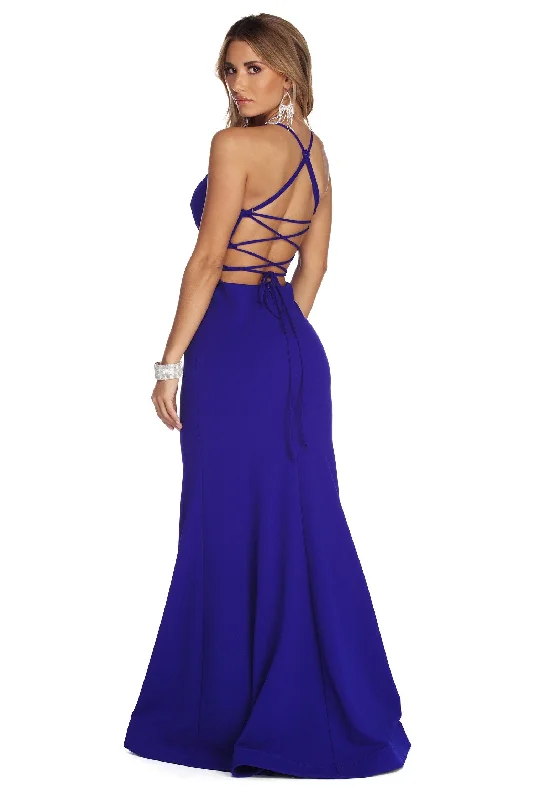 Backless Women Dress for a Sexy and Alluring Look at Evening EventsLeona Formal Lattice Dress