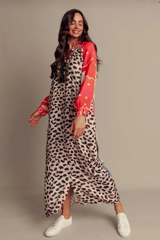 Ruffled Women Dress with Multiple Layers for a Playful and Girly StyleMaeva Red Leopard Shirt Dress