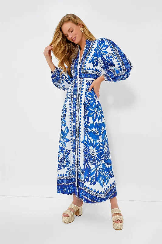 Long - Sleeve Women Dress in Velvet for a Luxurious Winter LookOff White Flora Tapestry Maxi Dress