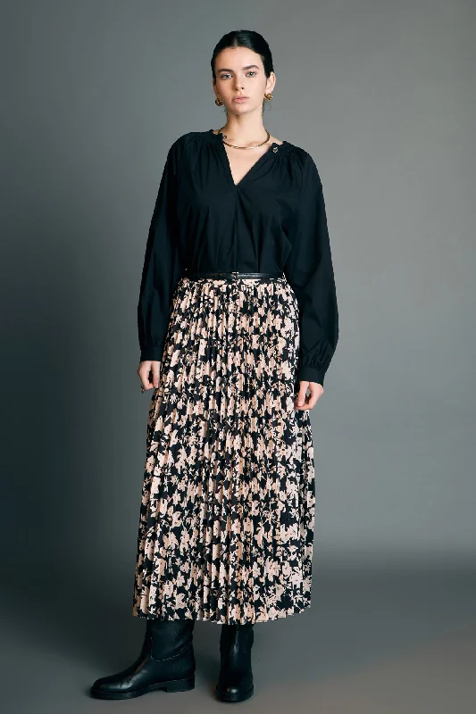 Off - the - Shoulder Women Dress for a Romantic and Feminine LookPleated Print Midi Skirt