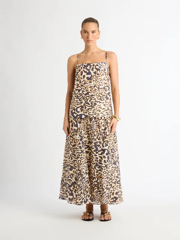 Ruffled Women Dress with Multiple Layers for a Playful and Girly StyleSAVANNAH MAXI DRESS