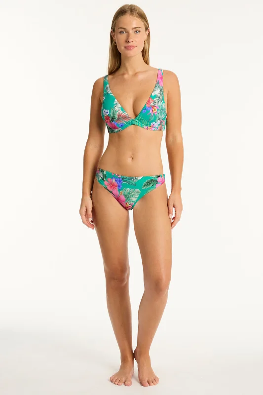 Neon - colored bikini to stand out on the beachPacifico Longline Underwire Bra